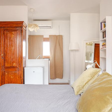 Bari Landlord 71 - Central Rooms المظهر الخارجي الصورة